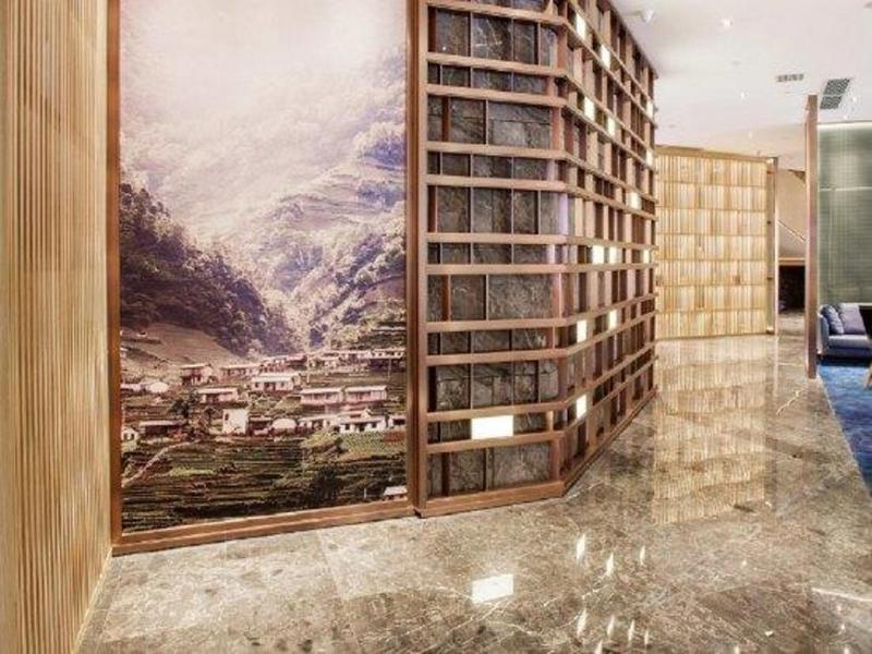 Shenzhen Bantian Huaweizhongcheng Atour Hotel Bagian luar foto